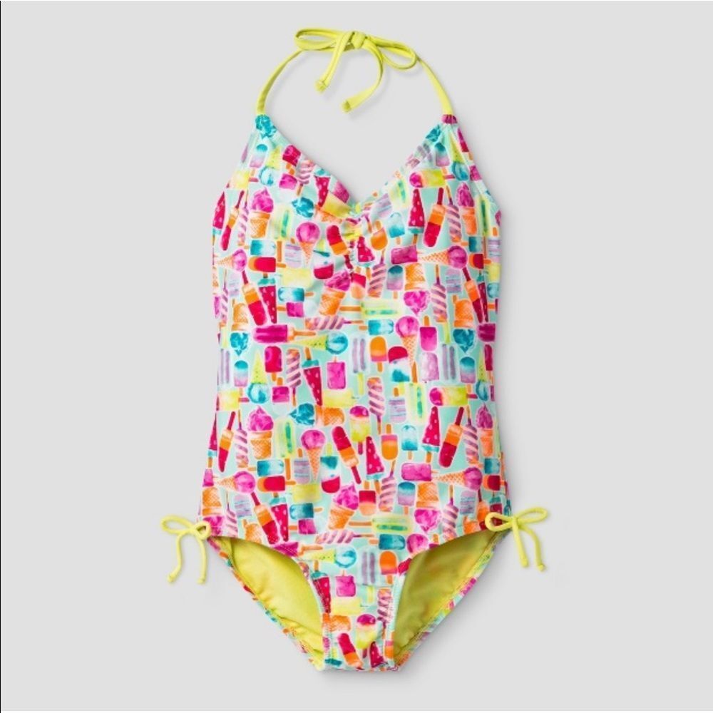Swimsuit 